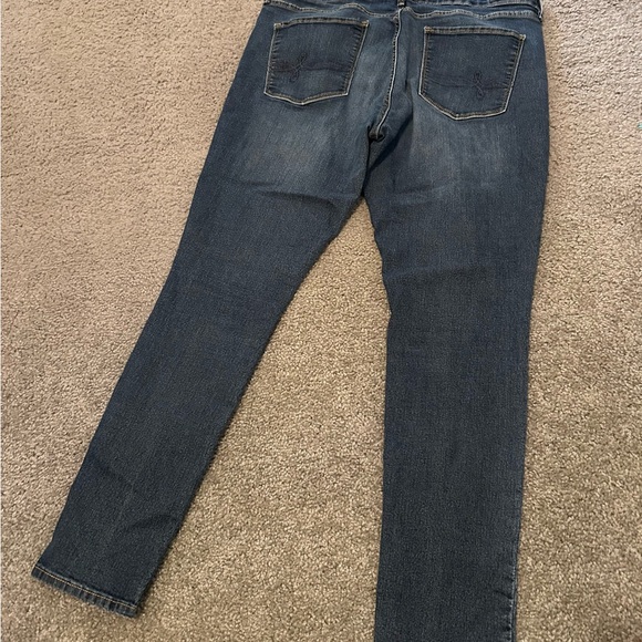 Denizen from Levi's Women's Modern Skinny Jeans - Dark Blue - Picture 6 of 7